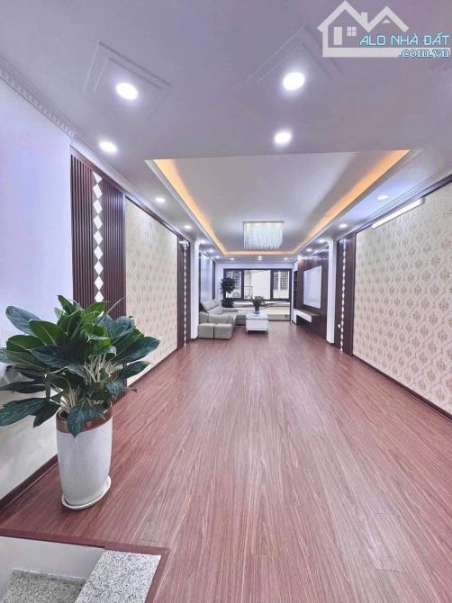 NHÀ 7 TẦNG THANG MÁY - NGÕ Ô TÔ NHỎ - KINH DOANH - 3 MẶT THOÁNG ,  - DT 50m x 7T , Mt 4.5M - 5
