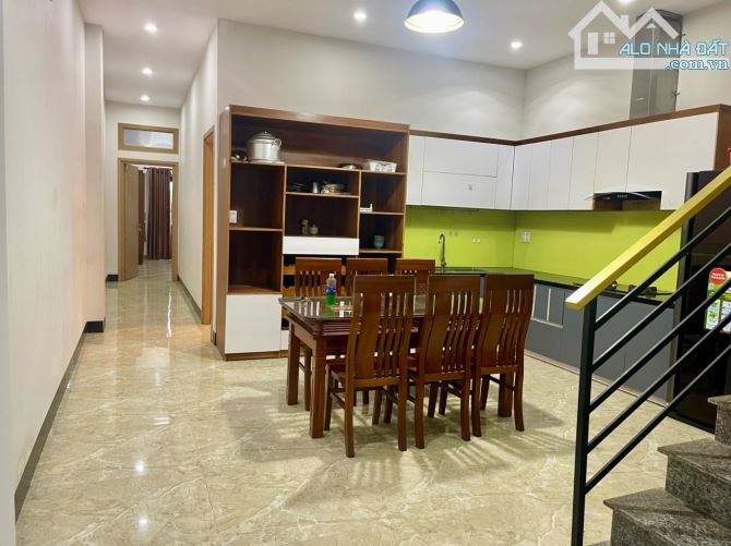 Bán tòa căn hộ 5 tầng gần bãi tắm Sơn Thủy – dòng tiền 40 triệu/tháng - 5