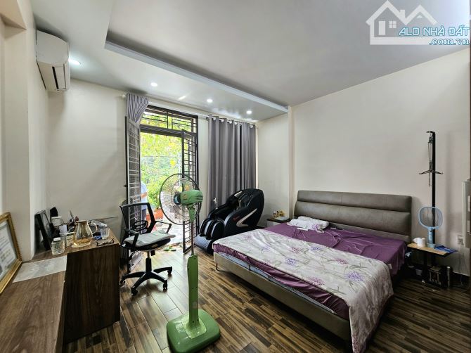 Bán nhà Mặt Đường Hạ Đoạn 2, dân tự xây chắc chắn, vị trí đẹp - 5