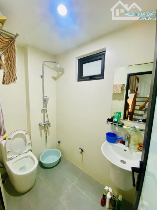 Nhà 5 tầng Phúc Đồng- Ngõ thông, ô tô, Vị trí hiếm, Nội thất đẹp- Chẵn 6 tỷ - 5