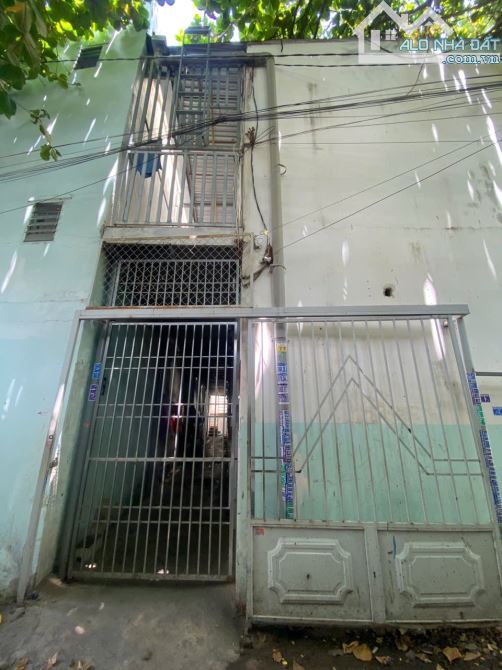 Bán dãy trọ đường Ngô Đến 12 phòng dt 196m2 ngang 8m đường 5m - 6