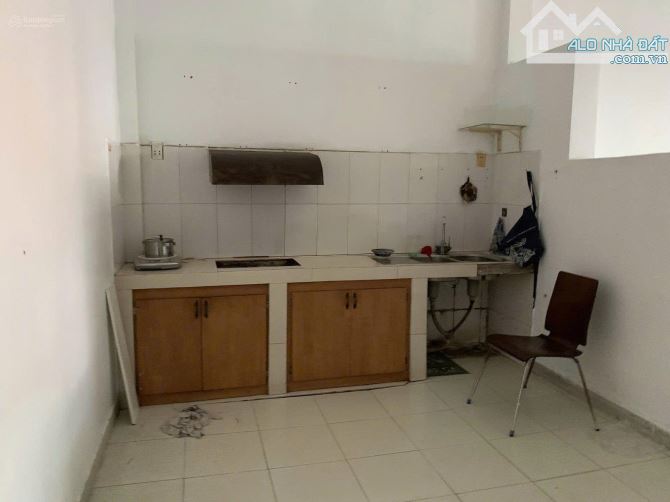 Cho thuê nhà HXT gần Big C DĨ An. Sân trước sau rộng, phù hợp ở gia đình - 6