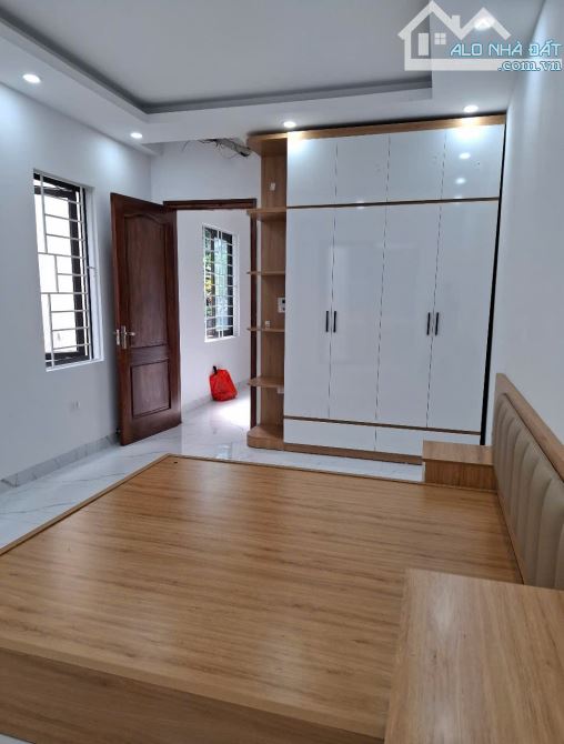 Chính chủ bán nhà La Khê Xây mới lô góc full đồ  34 m2 5 tầng ô tô đỗ cửa - 6