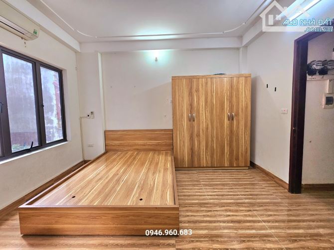 Bán nhà Trần Cung, Bắc Từ Liêm, 42m2,  4 tầng, mặt tiền 4m, giá 9.5 tỷ - 6