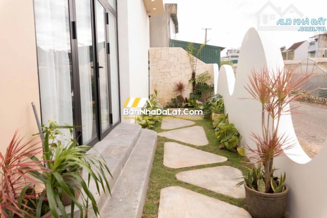 Bán Villa Biệt Thự Đà Lạt Đường Trần Anh Tông,p8,p Lâm Viên,DT: 141m², 7PN,Thuê 7tr/ngày - 7