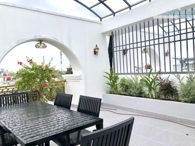 SIÊU PHẨM NHÀ 4 TẦNG – CÓ THANG MÁY – THIẾT KẾ HIỆN ĐẠI – FULL NỘI THẤT CAO CẤP – SÁT Q7 - 7