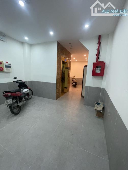 Quá Ngon! Bán CHDV Yên Hoà Cầu Giấy- Gần Phố - 42M2 - 7 Tầng Thang Máy - Mt4m - 11 Tỷ Hơn - 7