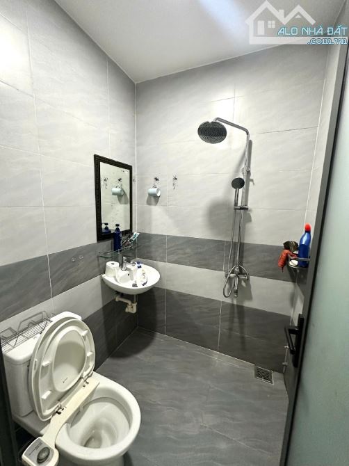 🏡 NHÀ 3 TẦNG KIÊN CỐ-MẶT TIỀN NGHIÊM XUÂN YÊM- NAM VIỆT Á GĐ1 –GẦN SÔNG HÀN –CHỈ 9TỶ xx - 7