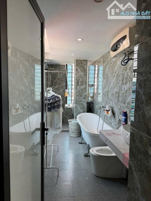 Bán tòa 7 tầng thiết kế phong cách Khách Sạn, Căn Hộ tuyến 2 Ngô Gia Tự _ Đằng Lâm - 7