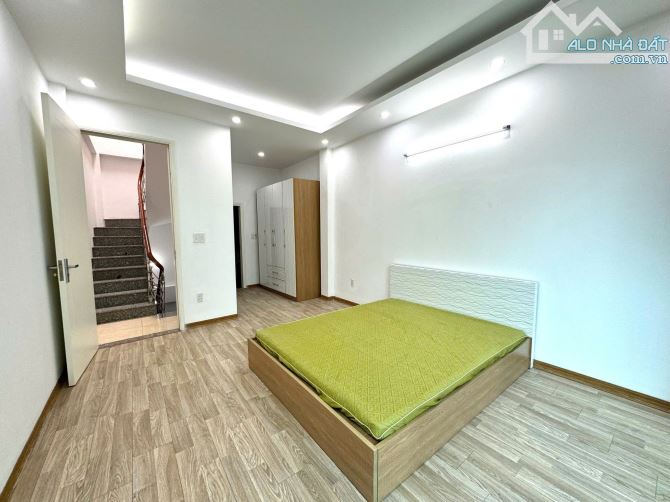BÁN NHÀ PHƯỜNG PHÚC LỢI DÂN XÂY 5 TỶ 34.5m, 5 TẦNG , MT 3.6m.DÒNG TIỀN 15 TRIỆU /1T - 7
