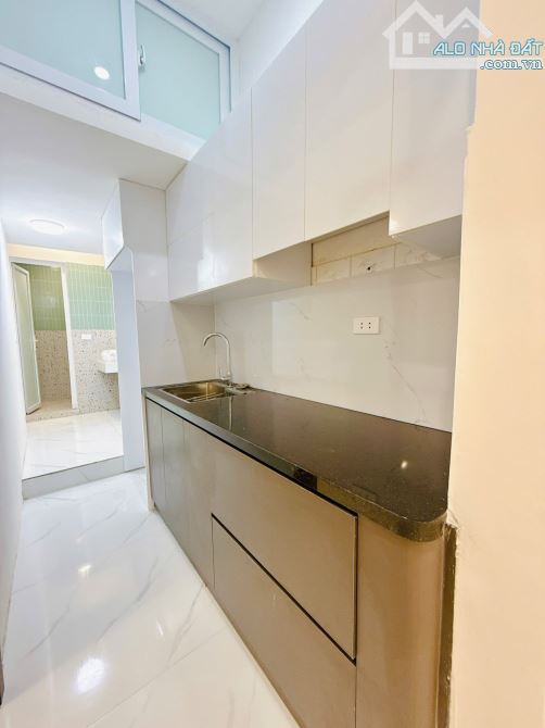 Cần bán gấp căn hộ 2 ngủ Học Viện kỹ thuật quân sự, 65m2, full dồ nội thất, hơn 3 tỷ - 7