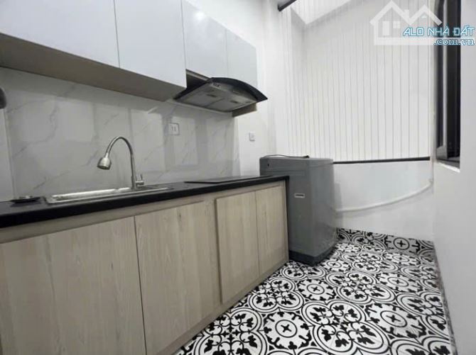 MÁY IN TIỀN HẠNG NẶNG - DOANH THU ~1,5 tỷ/NĂM - PCCC ĐẦY ĐỦ - OTO Vào Nhà - 7