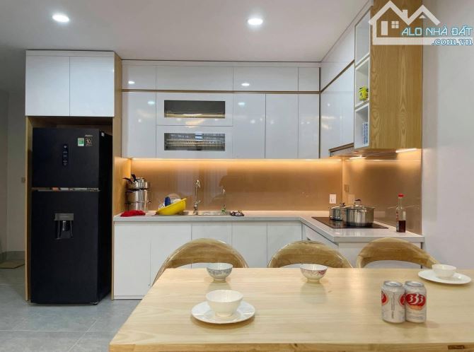 NGAY ĐẦM SEN, HẺM 6M, NHÀ 115m2, 4 TẦNG, NGANG 5.2m, KHUÔNG VIỆT, TÂN PHÚ. 12.3TỶ - 8