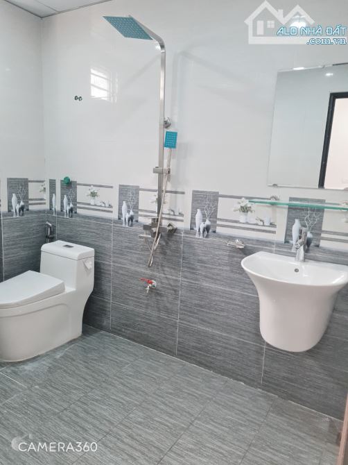 BÁN NHÀ DƯƠNG NỘI, XÂY ĐỘC LẬP, 3 MẶT THOÁNG, GẦN CHỖ GỬI Ô TÔ, 32M2x5 TẦNG.Nhỉnh 5 tỷ - 8