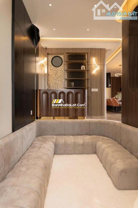 Bán Villa Biệt Thự Đà Lạt Đường Trần Anh Tông,p8,p Lâm Viên,DT: 141m², 7PN,Thuê 7tr/ngày - 8