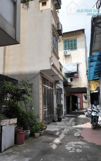 Bán nhà phố Phúc Đồng, 2 Tầng , DT 40m2 , MT 3.5m, Giá 5.55 tỷ , Vị trí đẹp - Ngõ nông - 8