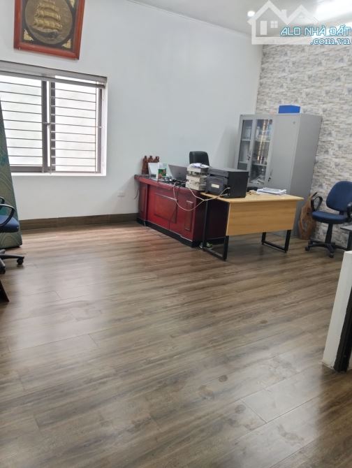 Bùi Xương Trạch – Nhà đẹp có sân cổng riêng – gần ô tô – giá chỉ 9 tỷ – pháp lý chuẩn - 8