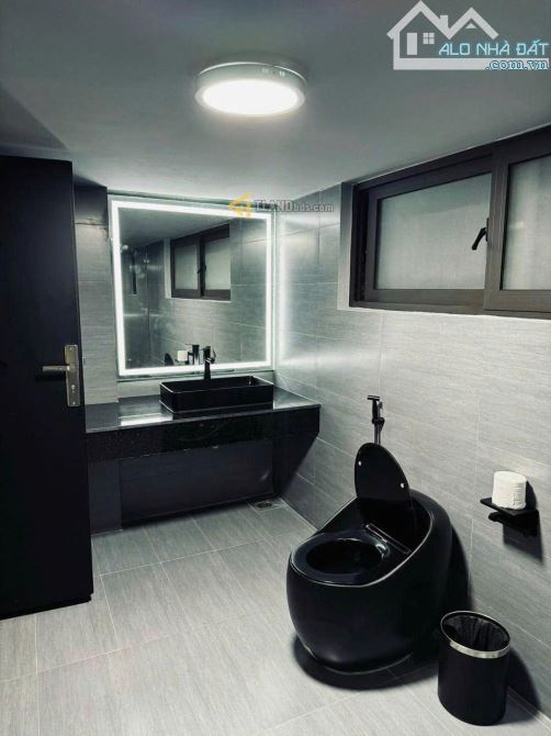 VILLA SÂN VƯỜN 2 MẶT TIỀN  AN SƠN PHƯỜNG XUÂN HƯƠNG 277M2 - 4 TẦNG 5PN 6WC - 24 TỶ - 8