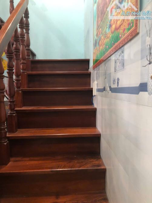 LÁI THIÊU NHÀ 2 TẦNG DT 152 M2 GIÁ 4,8 TỶ TL - 8