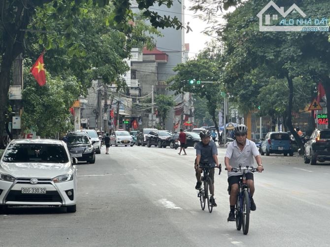 NHÀ MẶT PHỐ  VÂN NỘI Ô TÔ TRÁNH DT95m2 MT5m Giá Hơn 12 TỶ - 9