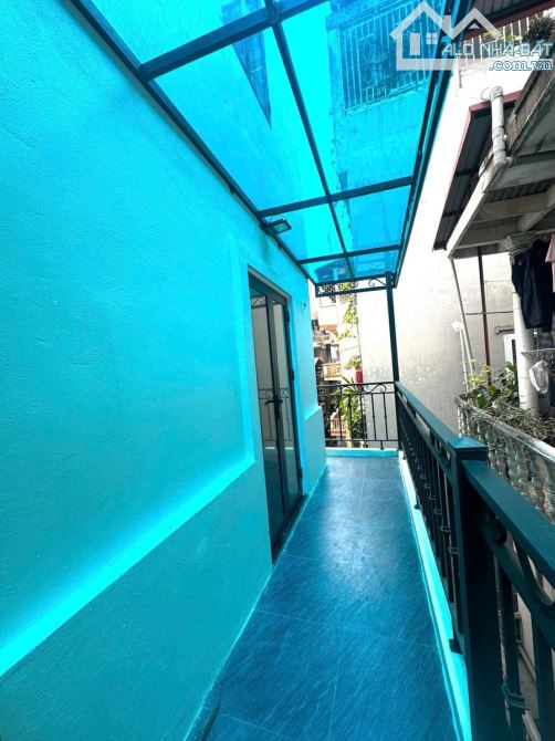 ĐỘI CẤN - BA ĐÌNH - LÔ GÓC 3 THOÁNG - NGÕ THÔNG - VIEW LOTTE - GẦN PHỐ - 5 PHÒNG - 10.5 TY - 9