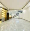 Hàng hiếm Long Biên – Nhà 5 tầng mới, 40m², ô chờ thang máy, ô tô đỗ gần, 6 tỷ+