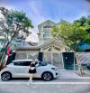Biệt thự víp 230m2 4 tầng mặt tiền 12,5m khu đô thị Linh Đàm, giá cực tốt