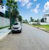Chính chủ gửi bán lô đất phân lô khu biệt thự khối 9 gần đường Hồ Bá Kiện-135m2-Giá đầu tư