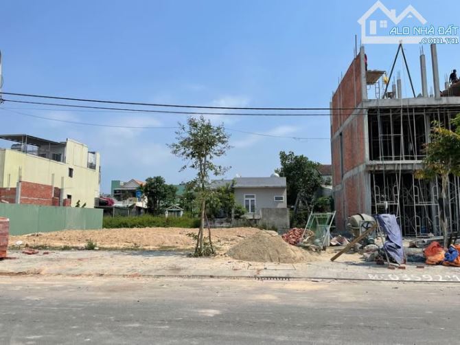 LÔ MẶT TIỀN LÍ THƯỜNG KIỆT QUA CẦU CHUI CỰC ĐẸP - DT 140M² - 1