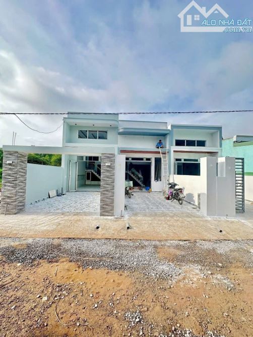 Nhà thổ cư 1ty880tr .Ngay cổng sau cty changshin .5x20 Ngân hàng hỗ trợ trả chậm 70%