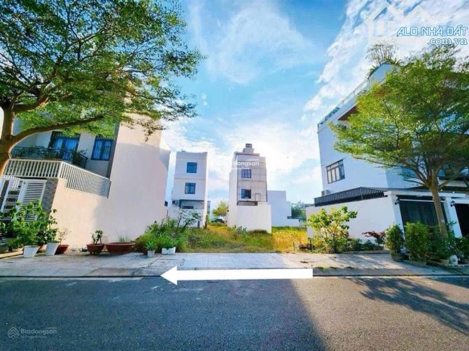 Đất ngộp DT 121m2 giá 2,2tỷ ngay MT đường Hàng Điều mở rộng, P11, gần resort Long Cung