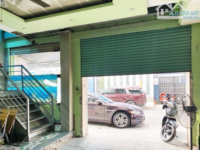 BÁN ĐẤT TẶNG NHÀ MẶT TIỀN, VIP SẦM UẤT - P. 15, Q10 - 380m2, MẶT TIỀN 15m. CHỈ HƠN 270tr/m
