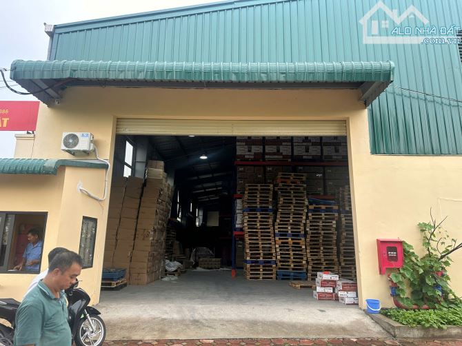 Cho thuê 750m2 đến 1.000m2  kho tại Vũ , Xuân Thiều, quận Long Biên, Hà Nội.