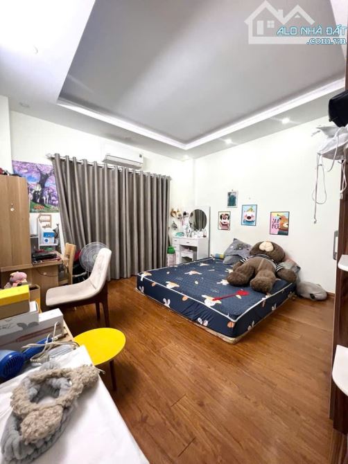 MỂ TRÌ - 35M2 - NHÀ ĐẸP - FULL NỘI THẤT - Ô TÔ ĐỖ CỬA - NGÕ THÔNG - 7.39 TỶ (TL)