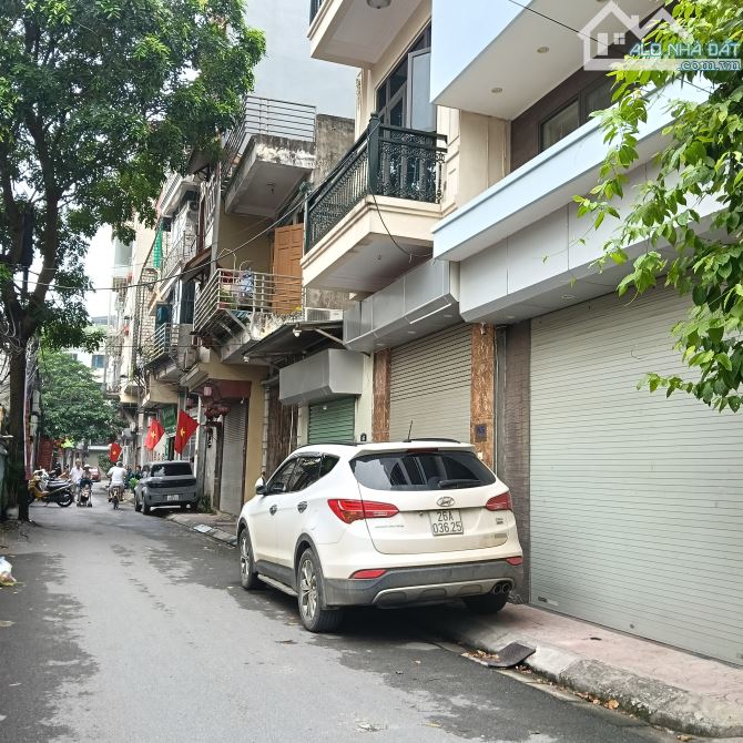 ĐẤT YÊN PHÚC VĂN QUÁN HIẾM CÒN 70M2 MẶT TIỀN RỘNG THÊNG THANG 11.5TỶ OTO TRÁNH KINH DOANH