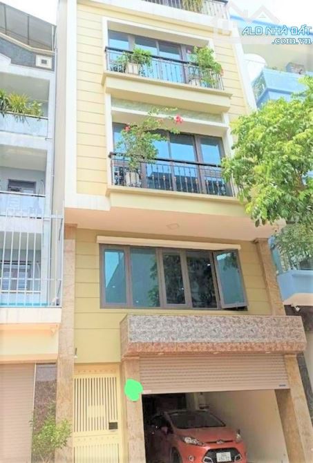 Bán Nhà mặt ngõ ô tô KD phố Kim Mã 55m 5T MT siêu rộng giá 22 tỷ 5.