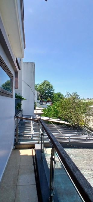 BÁN NHÀ TỪ DÂN -NHÀ 3 TẦNG ĐƯỜNG KIỆT Ô TÔ NGỌC ANH  LH HẢI YẾN