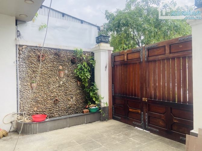 🏡 BÁN NHÀ MẶT TIỀN 4 TẦNG – VỊ TRÍ VÀNG TRUNG TÂM TP. HUẾ