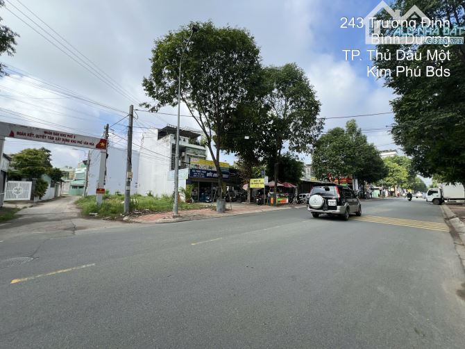 Lô goc MT HOÀNG HOA THÁM - Kinh doanh đa ngành nghề
