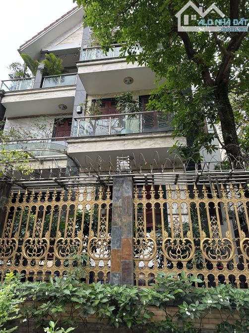 SIÊU PHẨM TRẦN KIM XUYẾN - BIỆT THỰ 160M2 - 4 TẦNG - 10M MẶT TIỀN - VỈA HÈ - Ô TÔ - 65 TỶ
