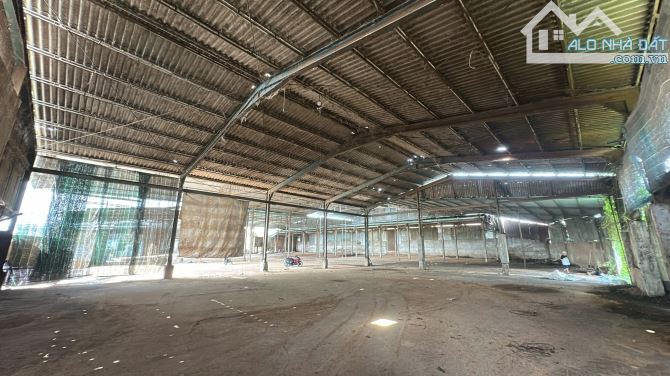 Cho Thuê Xưởng 2500m2 Làm Gỗ P Tân Hoà . Giá 50trieu