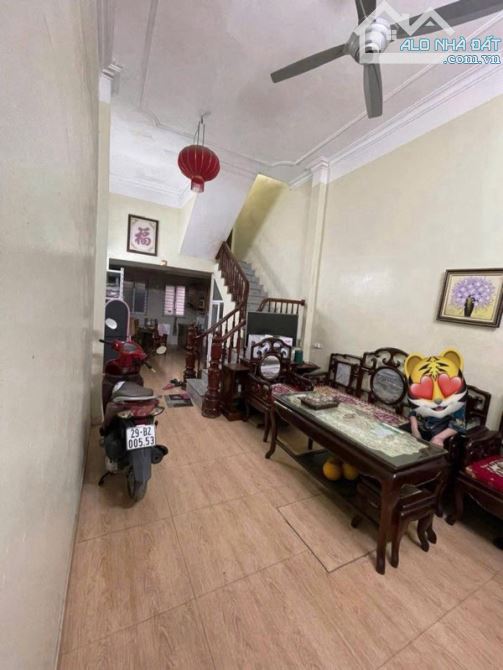 hiếm ba đình - ô tô 7 chỗ lùi cửa - 2 mặt thoáng - ngõ thông - 45m2 chỉ 9 tỷ