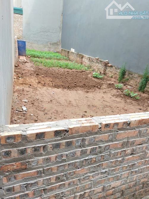 Bán đất phố Đức Giang 45m2- sổ vuông- 5.4 tỷ, gần ô tô tránh, gần chung cư An Quý Hưng