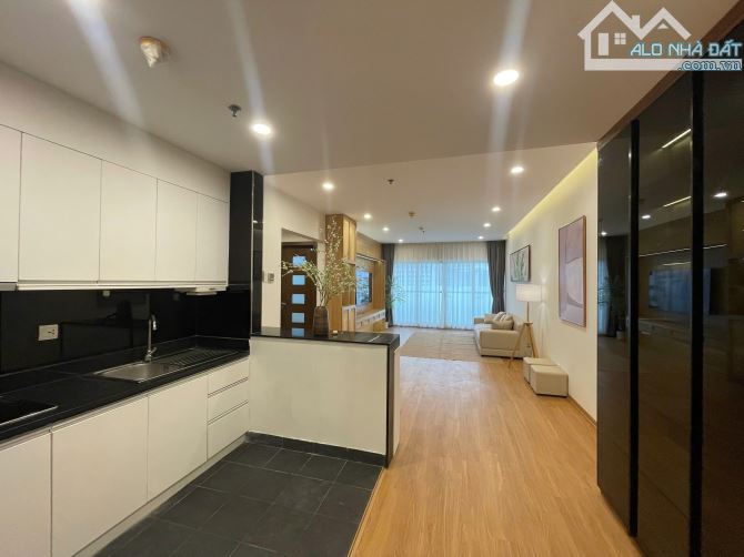 Chủ gửi bán CH 116m - 3n2vs - 14 tỷ chung cư Lancaster Núi Trúc, full nộit thất, có slooto
