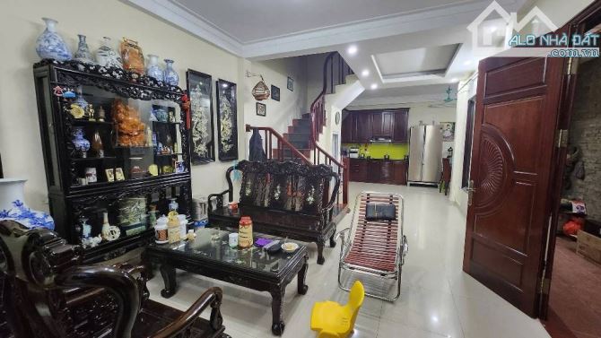 QUAN NHÂN – 57M² – MT GẦN 6M – 4 TẦNG – 50M RA PHỐ – GIÁ 13.5 TỶ