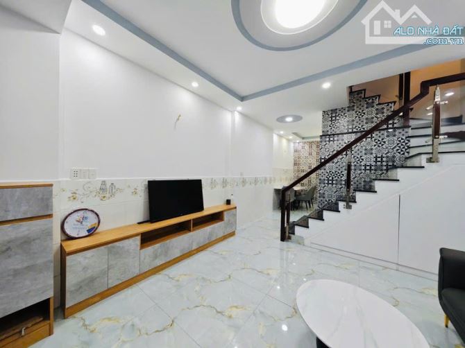 Bán Nhà Hẻm Xe Hơi – Trung Tâm Phường 16, Gò Vấp – Gần Nguyễn Văn Lượng – Thống Nhất 4xTỷ