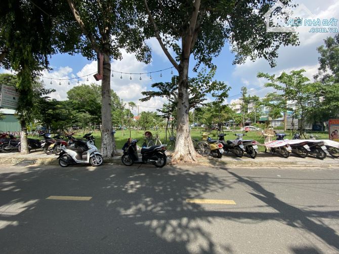 Mặt tiền KD DT 80m2 ngang 5m - gần Cityland Phan Văn Trị, phường 7, Gò Vấp TL Giá 13 tỷ