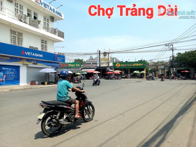 Bán nhà gần 200m2 Gần chợ Trảng Dài chưa qua đầu tư - Giá cực rẻ chỉ 3tỉ300