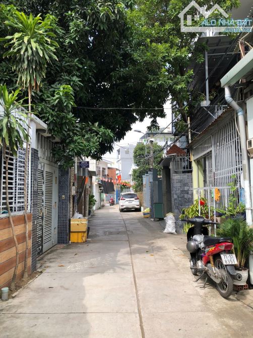 Đất Quận 2- HXH thông - full thổ cư - vuông vắn: 74m2 ngang 4.2m - chỉ 6.1 tỷ