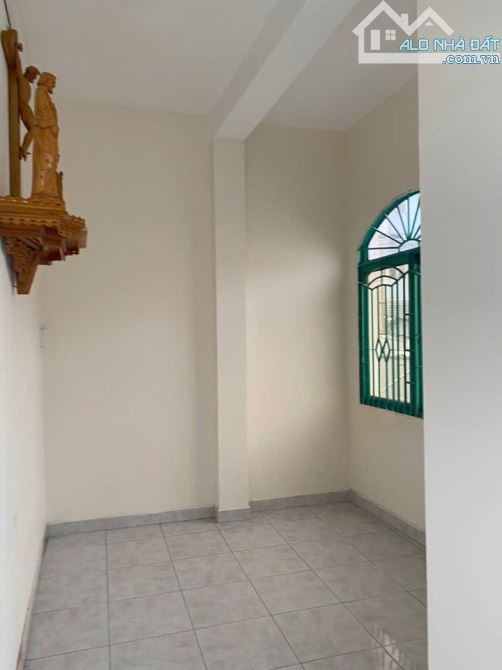 Nhà Hẻm 184 / Lê Đình Cẩn, Góc 2 MT Kinh Doanh, 8x14 , 1 Trệt 1 lầu, 9.7 Tỷ, Lh : Kim Hữu